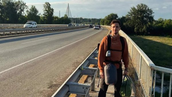 ХОДОЧАШЋЕ ЗА ПОМОЋ БРАЋИ СА КОСМЕТА: Бранислав Алексић пешачи од Новог Сада до манастира Житомислић у Херцеговини и прикупља донације ХОДОЧАШЋЕ ЗА ПОМОЋ БРАЋИ СА КОСМЕТА: Бранислав Алексић пешачи од Новог Сада до манастира Житомислић у Херцеговини и прикупља донације