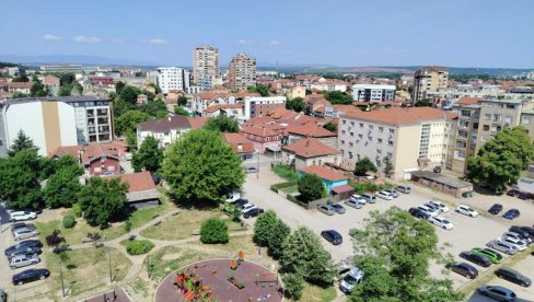 INTERVENTNI RADOVI NA TRAFOSTANICI U LESKOVCU: Bez struje desetine ulica i šest delova grada INTERVENTNI RADOVI NA TRAFOSTANICI U LESKOVCU: Bez struje desetine ulica i šest delova grada