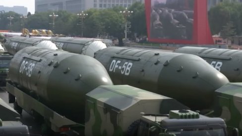 ПАНИКА У ВАШИНГТОНУ ЦЕЛА АМЕРИКА У ДОМЕТУ КИНЕСКЕ РАКЕТЕ: Пекинг приказао нову нуклеарну ракету ДФ-5Б (ВИДЕО) ПАНИКА У ВАШИНГТОНУ ЦЕЛА АМЕРИКА У ДОМЕТУ КИНЕСКЕ РАКЕТЕ: Пекинг приказао нову нуклеарну ракету ДФ-5Б (ВИДЕО)