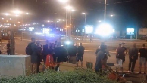 ОПШТЕ РАСУЛО БЛОКАДЕРА: Нема нас, више је полиције, исто је и у Панчеву (ФОТО) ОПШТЕ РАСУЛО БЛОКАДЕРА: Нема нас, више је полиције, исто је и у Панчеву (ФОТО)