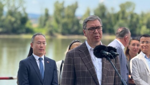 PONOSAN SAM NA SRBIJU KOJA SE GRADI Vučić: Uskoro otvaramo prugu Novi Sad-Subotica (FOTO/VIDEO) PONOSAN SAM NA SRBIJU KOJA SE GRADI Vučić: Uskoro otvaramo prugu Novi Sad-Subotica (FOTO/VIDEO)