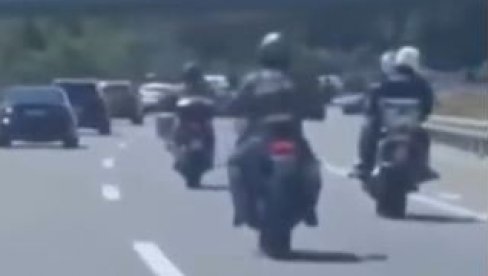 ВРХУНАЦ ЛИЦЕМЕРЈА: Блокадери иду на протест тунелом и ауто-путем који је изградио Вучић, а за који су тврдили да је небезбедан! ВРХУНАЦ ЛИЦЕМЕРЈА: Блокадери иду на протест тунелом и ауто-путем који је изградио Вучић, а за који су тврдили да је небезбедан!