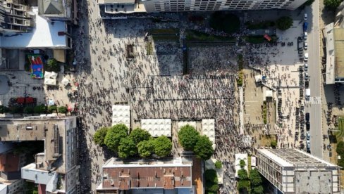 OVAKO IZGLEDA BLOKADERSKI SKUP U UŽICU: To je cela Srbija koja im je došla OVAKO IZGLEDA BLOKADERSKI SKUP U UŽICU: To je cela Srbija koja im je došla