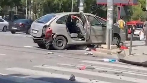 OTKRIVENO KO JE IZAZVAO JEZIVU NESREĆU U CENTRU BEOGRADA: Otac i dve ćerke i dalje u teškom stanju OTKRIVENO KO JE IZAZVAO JEZIVU NESREĆU U CENTRU BEOGRADA: Otac i dve ćerke i dalje u teškom stanju