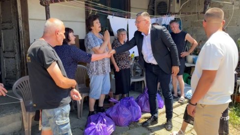 ПЛАМЕН ОДНЕО ДОМОВЕ, СПАС ОД ОПШТИНЕ: ГО Звездара пружиће новчану помоћ породицама којима су домови недавно изгорели у насељу Миријево