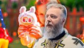 ОТАЦ ПРЕДРАГ УПОЗОРАВА НА ЛАБУБУ ЛУТКЕ: Пазите, из једне девојке сам ИСТЕРИВАО ЂАВОЛА!