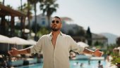 SVE JE TO ZA LJUDE: Mislili su da se razvodi, a Darko Lazić poručio nešto sa čuvenim Borkom Radivojevićem (FOTO)