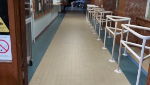CRTA IM RADI LOGISTIKU, DOBIĆE I STARLINK Blokaderski štab na Mašinskom za Mionicu - spreman ogroman novac (VIDEO) CRTA IM RADI LOGISTIKU, DOBIĆE I STARLINK Blokaderski štab na Mašinskom za Mionicu - spreman ogroman novac (VIDEO)