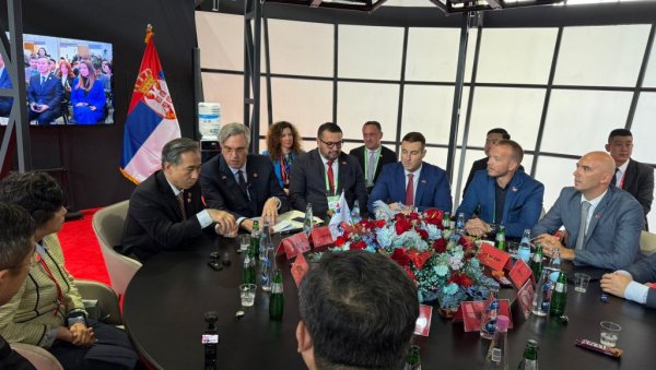 ЧАДЕЖ ИЗ ПЕКИНГА: Српске компаније имају велику шансу да уђу у глобалне ланце снабдевања у Кини ЧАДЕЖ ИЗ ПЕКИНГА: Српске компаније имају велику шансу да уђу у глобалне ланце снабдевања у Кини