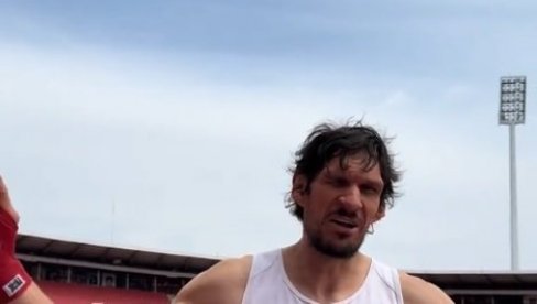 БОБАН МАРЈАНОВИЋ НА МАРАКАНИ: Овакву поруку нико није очекивао (ВИДЕО) БОБАН МАРЈАНОВИЋ НА МАРАКАНИ: Овакву поруку нико није очекивао (ВИДЕО)