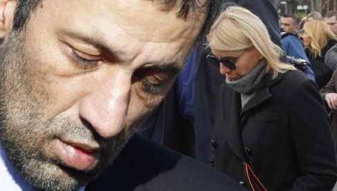 DIVAC SE NE MIRI SA ČINJENICOM DA JE UMRO VELIKI GLUMAC: Bio je drugi otac mome sinu - pomogao mu da shvati da neće biti vrhunski sportista