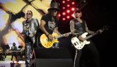 КОНАЧНО Guns N’ Roses вечерас на Ушћу: Спектакл који се не пропушта