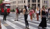 TALAČKA KRIZA U VISOKOJ ZDRAVSTVENOJ ŠKOLI: Blokaderi prave haos, njih 10 zarobilo direktorku i profesore