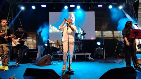 OVO SAM JA BEZ ŠMINKE I REFLEKTORA: Boban Rajović progovorio o svom dokumentarcu i privatnom životu