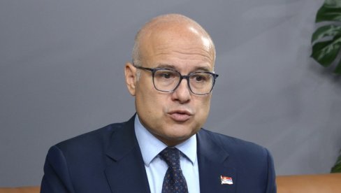 VEĆINSKI NAROD SRBIJE TO NIKADA NEĆE DOZVOLITI Vučević o sramotnoj izjavi Gorana Ješića VEĆINSKI NAROD SRBIJE TO NIKADA NEĆE DOZVOLITI Vučević o sramotnoj izjavi Gorana Ješića