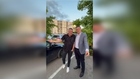 EVO OPET BAJE KOD DOKTORA DŽAJE Sutra veliki skup u Branešcima (VIDEO) EVO OPET BAJE KOD DOKTORA DŽAJE Sutra veliki skup u Branešcima (VIDEO)