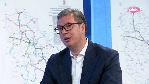 ВУЧИЋ: Законски заступник Владана Ђокића има 5 станова у Београду на води и 11 гаража, ја немам ни један