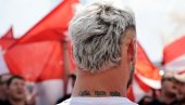 SRBIJA OVO NE PAMTI: Marko Arnautović sleteo u Beograd da potpiše za Zvezdu, a na aerodromu Nikola Tesla... (VIDEO)