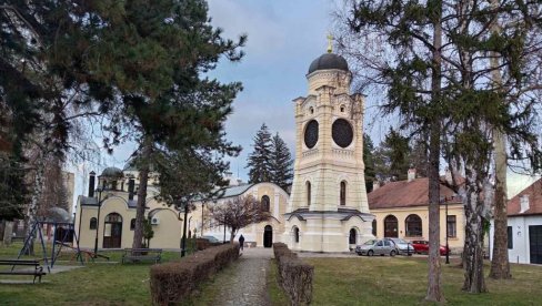 УРЕЂЕЊЕ ЈАВНИХ ПРОСТОРА У КРАГУЈЕВЦУ: Европска пракса и решења уз помоћ Светске банке УРЕЂЕЊЕ ЈАВНИХ ПРОСТОРА У КРАГУЈЕВЦУ: Европска пракса и решења уз помоћ Светске банке