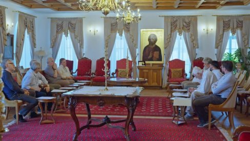 СЕЛАКОВИЋ НА ХИЛАНДАРУ: Радови на објектима захваћеним пожаром завршени - следе уметнички радови на параклисима (ФОТО) СЕЛАКОВИЋ НА ХИЛАНДАРУ: Радови на објектима захваћеним пожаром завршени - следе уметнички радови на параклисима (ФОТО)
