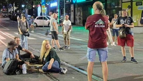 Blokaderi ne odustaju od maltretiranja: Zboraši krenuli na kuću brata Ane Brnabić