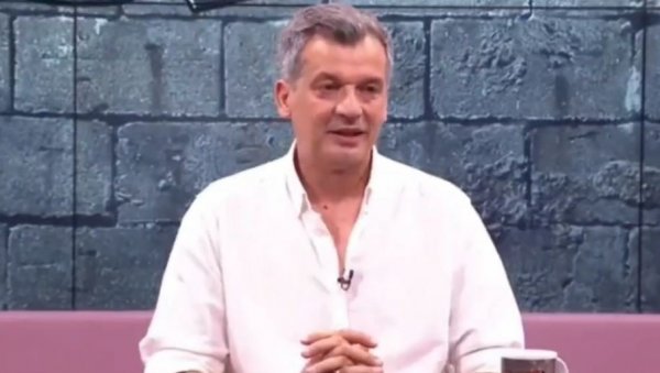 БЛОКАДЕР БОДРОЖИЋ ПРИЗНАО ДА ПРОТЕСТИ ПРОПАДАЈУ, НАПАО КАВЧИЋА, ПА ПОРУЧИО: Прво да преваримо грађане да смо удружени и дочепамо се власти!