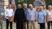 BLAGO MAJCI KOJA SAVU RODI I SRBIMA DOK IH SAVA VODI Ministar Selaković posetio manastir Hilandar na Svetoj Gori (FOTO)