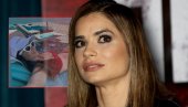 SKINULA SE MARIJA KARAN: Zanosna poza u crvenom bikiniju (FOTO)