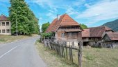 DONJI ŽIROVAC NA BANIJI: Nekada selo vrednih domaćina, a danas, 30 godina posle Oluje u njemu živi 19 Srba (FOTO)