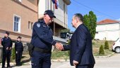 100 ДАНА ВЛАДЕ Дачић обишао полицијску станицу у Књажевцу: МУП ће наставити да улаже у опрему, обуку