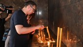 ВУЧИЋ ОБИШАО МАНАСТИР ТУМАНЕ: Нашем народу је важан мир (ВИДЕО) ВУЧИЋ ОБИШАО МАНАСТИР ТУМАНЕ: Нашем народу је важан мир (ВИДЕО)