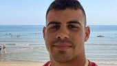 БЕЗ ПУЛСА ИЗНЕО ДЕВОЈЧИЦУ (3) ИЗ МОРА И СПАСАО ЈОЈ ЖИВОТ: Ово је Ђорђос Николопулос, херој са плаже у Грчкој