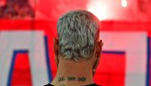 ČAROBNO! Navijači Zvezde napravili osmicu Siniši u čast i pozdravili Arnautovića (VIDEO) ČAROBNO! Navijači Zvezde napravili osmicu Siniši u čast i pozdravili Arnautovića (VIDEO)