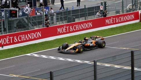 KAKVA TRKA FORMULE 1 U BELGIJI! Kiša, odlaganje, strepnja, ludnica na početku i prevrat za trijumf!