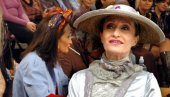 РОДИЛА ЈЕ У 52. ГОДИНИ Ћерка чувене Салвете из Курсаџија проживљава мајчину судбину: Жао ми је...