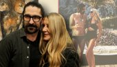 ЉУДИ ТРЉАЈУ ОЧИ: Верица (77) позира у купаћем, поред ње 35 лета млађи супруг (ФОТО)