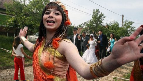 ŠTA JE KALIM? Tradicija - NAJSTROŽI test na romskim svadbama ŠTA JE KALIM? Tradicija - NAJSTROŽI test na romskim svadbama
