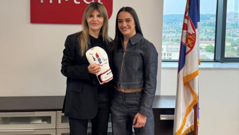 Svetska šampionka Sara Ćirković u timu m:tel-a Svetska šampionka Sara Ćirković u timu m:tel-a