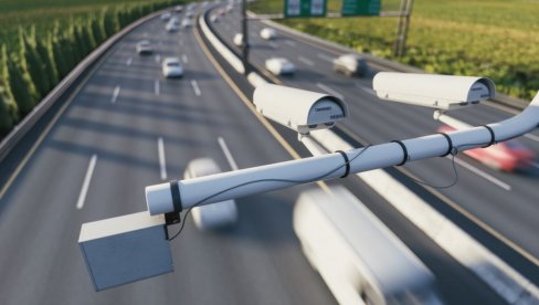 НОВЕ ПАМЕТНЕ САОБРАЋАЈНЕ КАМЕРЕ У БЕОГРАДУ: Бележе 9 прекршаја, казне стижу аутоматски - ево где су постављене