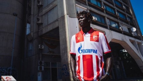 DRUGAČIJE SUĐENJE U SUPERLIGI I EVROPI: Zvezdin novajlija zagrmeo - Da li je Zvezda oštećena protiv Pafosa? DRUGAČIJE SUĐENJE U SUPERLIGI I EVROPI: Zvezdin novajlija zagrmeo - Da li je Zvezda oštećena protiv Pafosa?