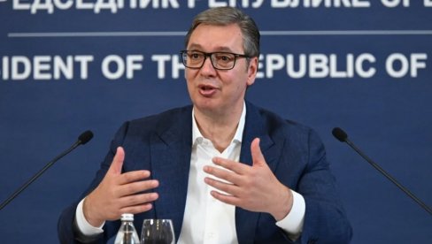 ДРЖАВА СРБИЈЕ ЈЕ ИСПРЕД СВИХ ПАРТИЈА Вучић: На милион напада на мене иде један напад на њих, на Зукорлића и друге ДРЖАВА СРБИЈЕ ЈЕ ИСПРЕД СВИХ ПАРТИЈА Вучић: На милион напада на мене иде један напад на њих, на Зукорлића и друге
