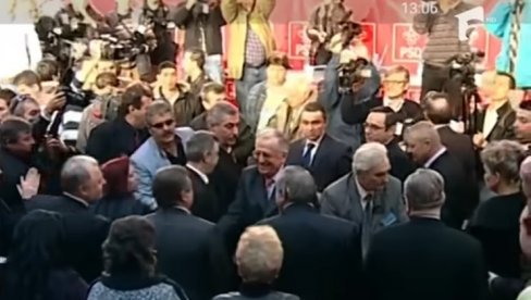 ILIJESKU U KRITIČNOM STANJU: Lekari se bore za život bišeg predsednika Rumunije