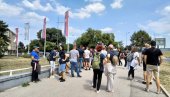 GRAĐANI SE OKUPLJAJU U NOVOM SADU Peške do Sremskih Karlovaca na obeležavanje Dana sećanja od progona i ubistva Srba u zločinačkoj akciji Oluja