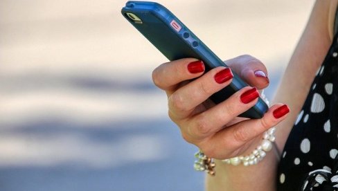 GRAĐANIMA STIŽU LAŽNE SMS PORUKE  O SAOBRAĆAJNIM KAZNAMA: Kragujevačka policija upozorava na prevaru