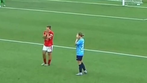 DA LI SE TO DESIO NAJVEĆI PROMAŠAJ U FUDBALU?! Obe ekipe se hvatale za glavu! (VIDEO) DA LI SE TO DESIO NAJVEĆI PROMAŠAJ U FUDBALU?! Obe ekipe se hvatale za glavu! (VIDEO)