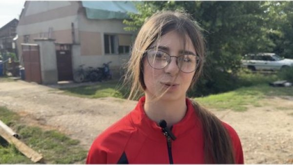 МАРИНА НА СВЕТОГ ИЛИЈУ СПАСИЛА СЕЛО ОД ПОЖАРА: Петнаестогодишња девојчица храбрим гестом саувала животе својих комшија