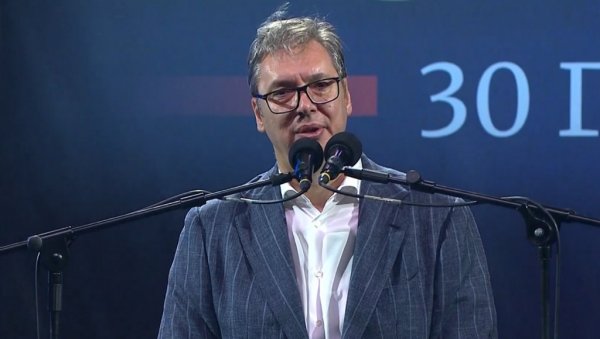 ВЕЋ 20. СЕПТЕМБРА ЋЕТЕ МОЋИ У БЕОГРАДУ ДА ВИДИТЕ КАКВУ СТЕ НАРОДНУ АРМИЈУ СТВОРИЛИ Вучић: Чуваћемо Српску и Србију! ВЕЋ 20. СЕПТЕМБРА ЋЕТЕ МОЋИ У БЕОГРАДУ ДА ВИДИТЕ КАКВУ СТЕ НАРОДНУ АРМИЈУ СТВОРИЛИ Вучић: Чуваћемо Српску и Србију!