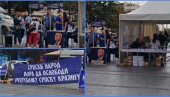 ŠEŠELJ U CENTRU BEOGRADA: Blokaderi samo gledali iz prikrajka, pa kukali po društvenim mrežama (VIDEO)