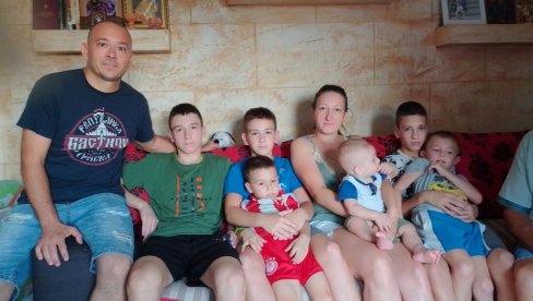 ZORAN MIOČINOVIĆ, SA 14 GODINA DOŽIVEO PROGON: U koloni sam za jednu noć odrastao ZORAN MIOČINOVIĆ, SA 14 GODINA DOŽIVEO PROGON: U koloni sam za jednu noć odrastao