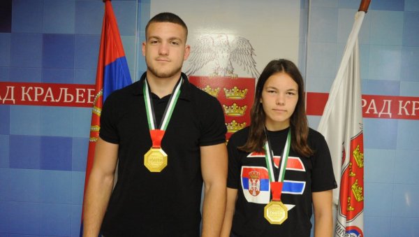 ЗЛАТНИ НЕМАЊА И ВАСИЛИЈА: Краљевчани освојили две титуле првака на Светском првенству у ММА ЗЛАТНИ НЕМАЊА И ВАСИЛИЈА: Краљевчани освојили две титуле првака на Светском првенству у ММА